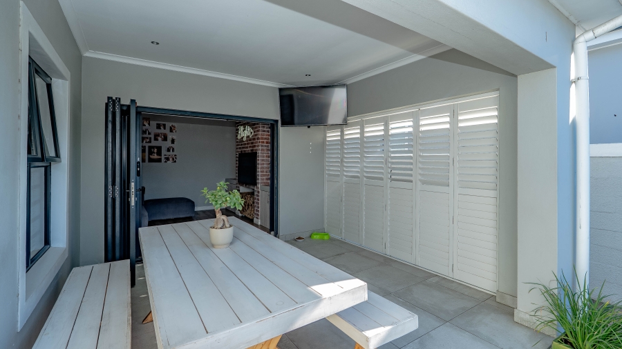 3 Bedroom Property for Sale in Brackenfell South Western Cape
